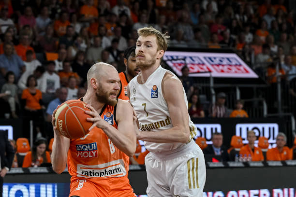 上的表现不 上的表现不