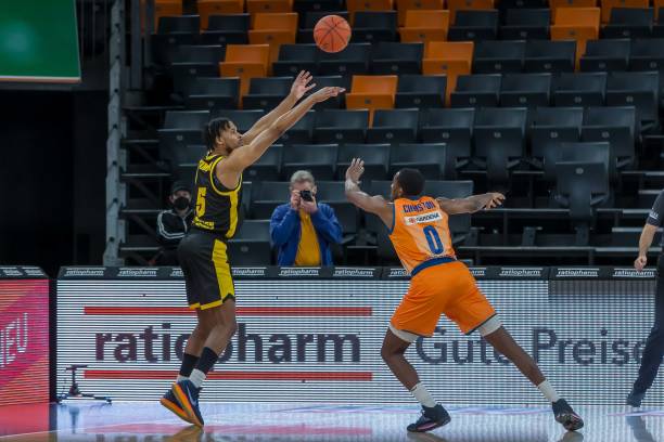 使团队在比 使团队在比