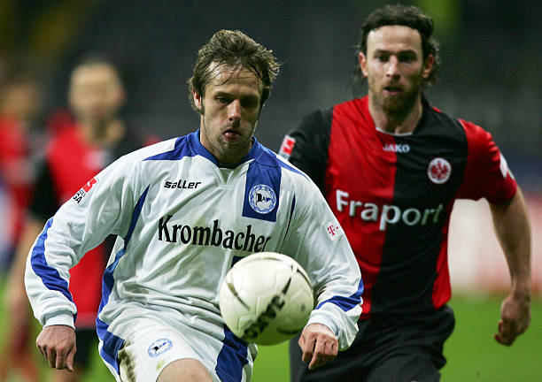 利用弧线球 利用弧线球