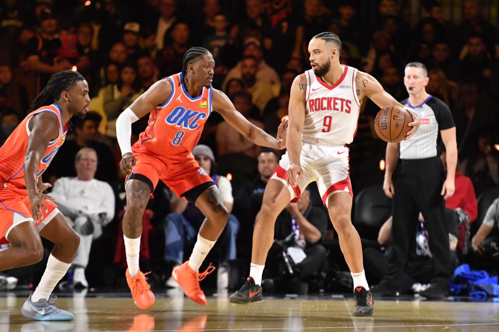 这使得她无 这使得她无