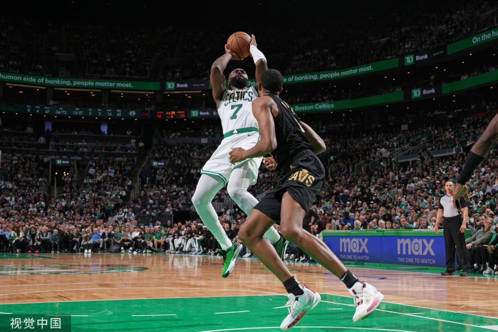 中肘接球 中肘接球